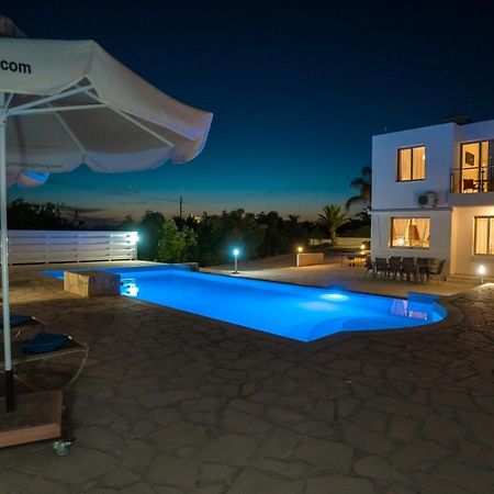 Oniros By Prestige Bookings Peyia Exterior photo