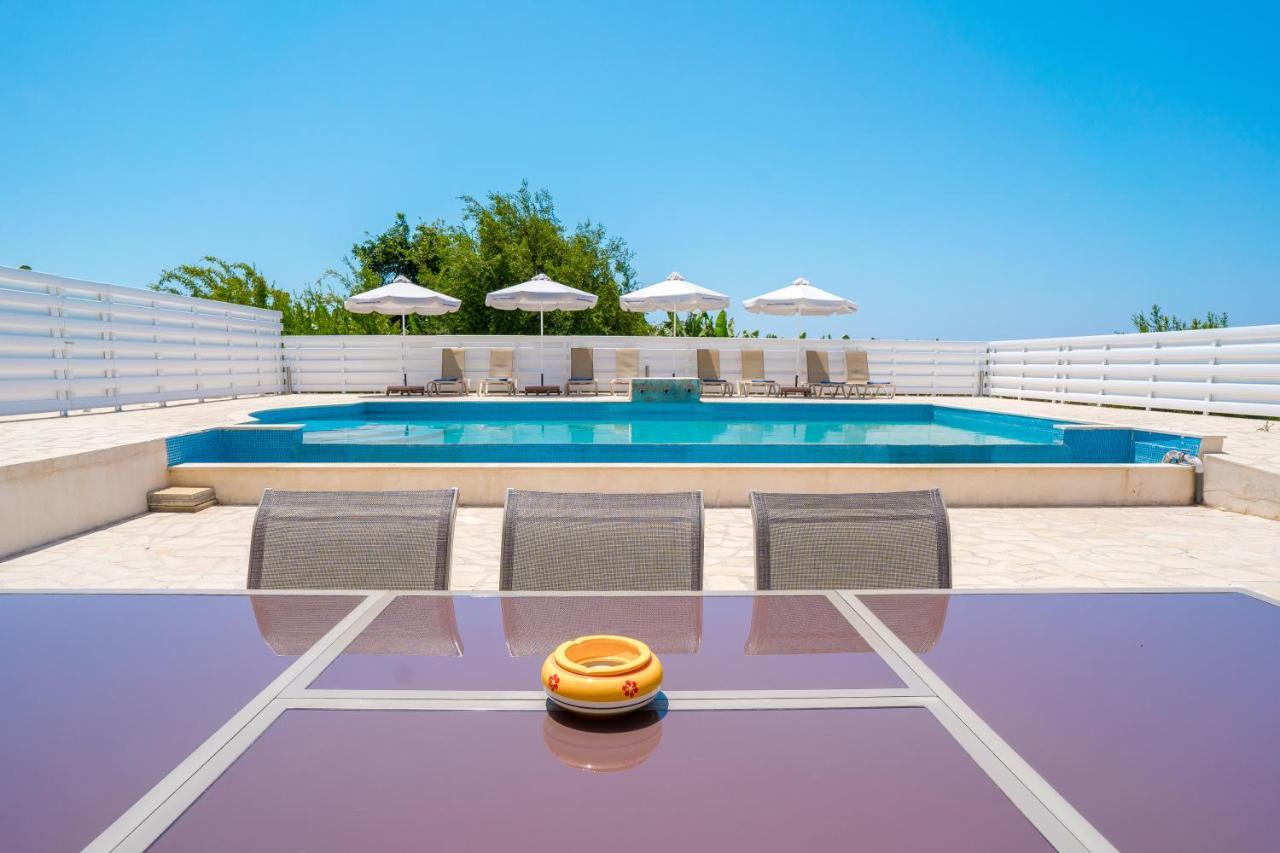 Oniros By Prestige Bookings Peyia Exterior photo