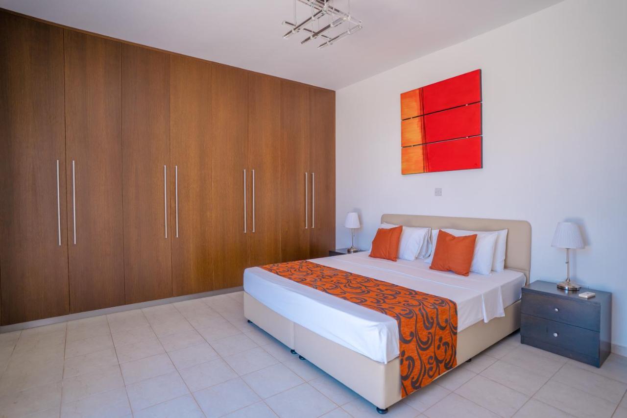 Oniros By Prestige Bookings Peyia Exterior photo